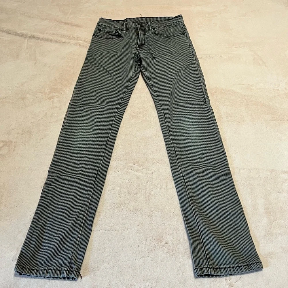Levi’s 510 jeans for boys straight lines